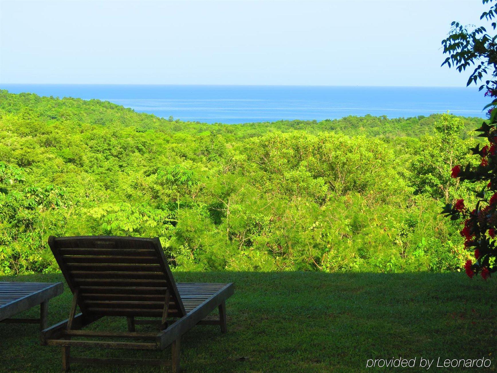 レ・トロワ・イレ Domaine De L'Anse Ramierアパートホテル エクステリア 写真